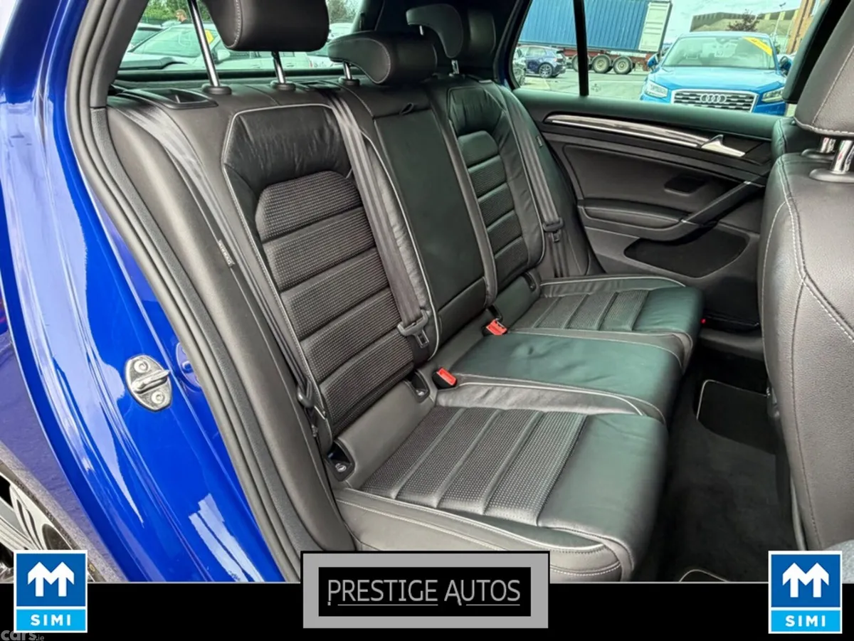 Volkswagen Golf Hatchback, Petrol, 2017, Blue