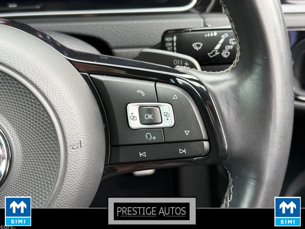 Volkswagen Golf Hatchback, Petrol, 2017, Blue