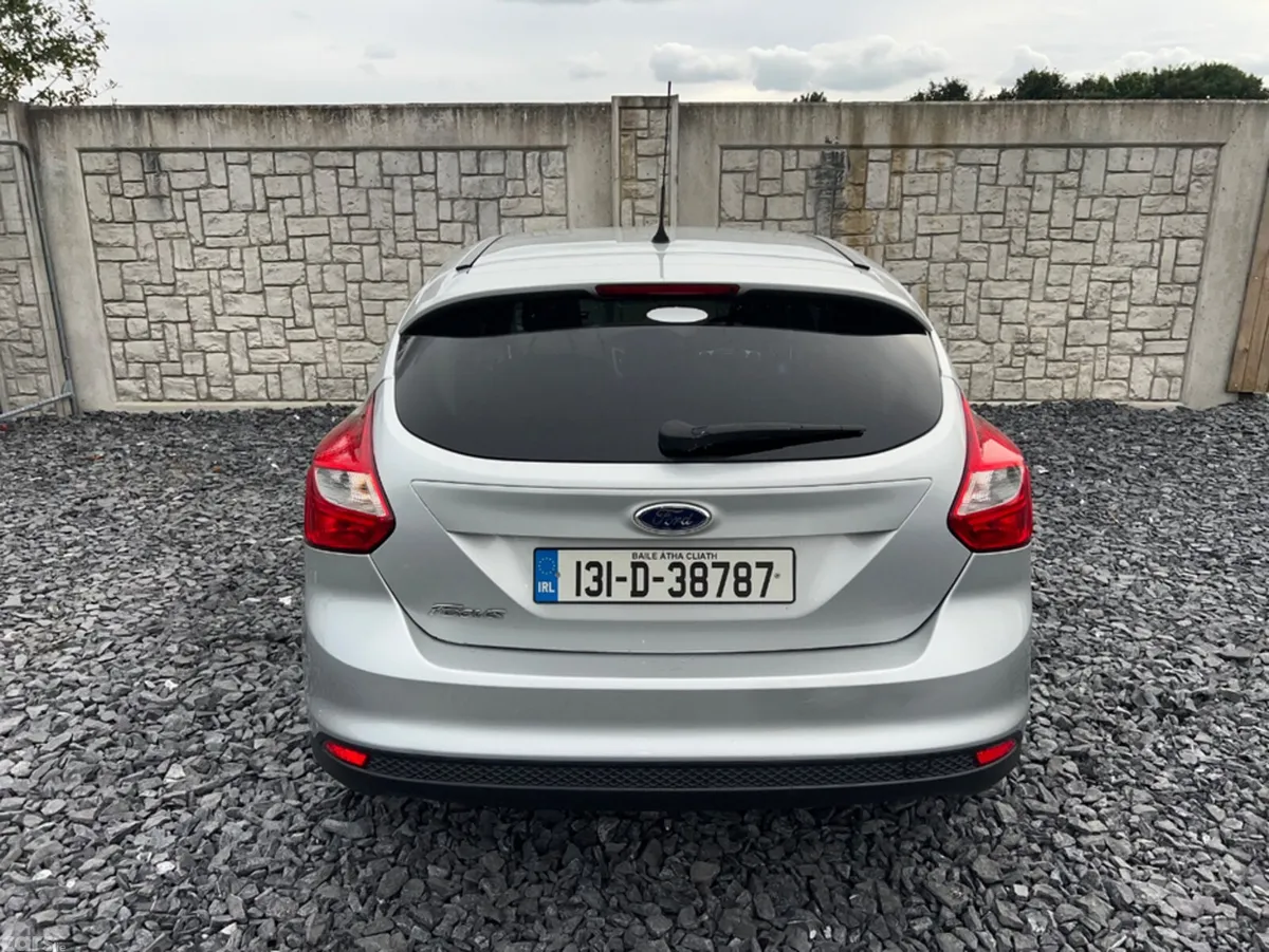 Ford Focus Hatchback, Petrol, 2013, Silver