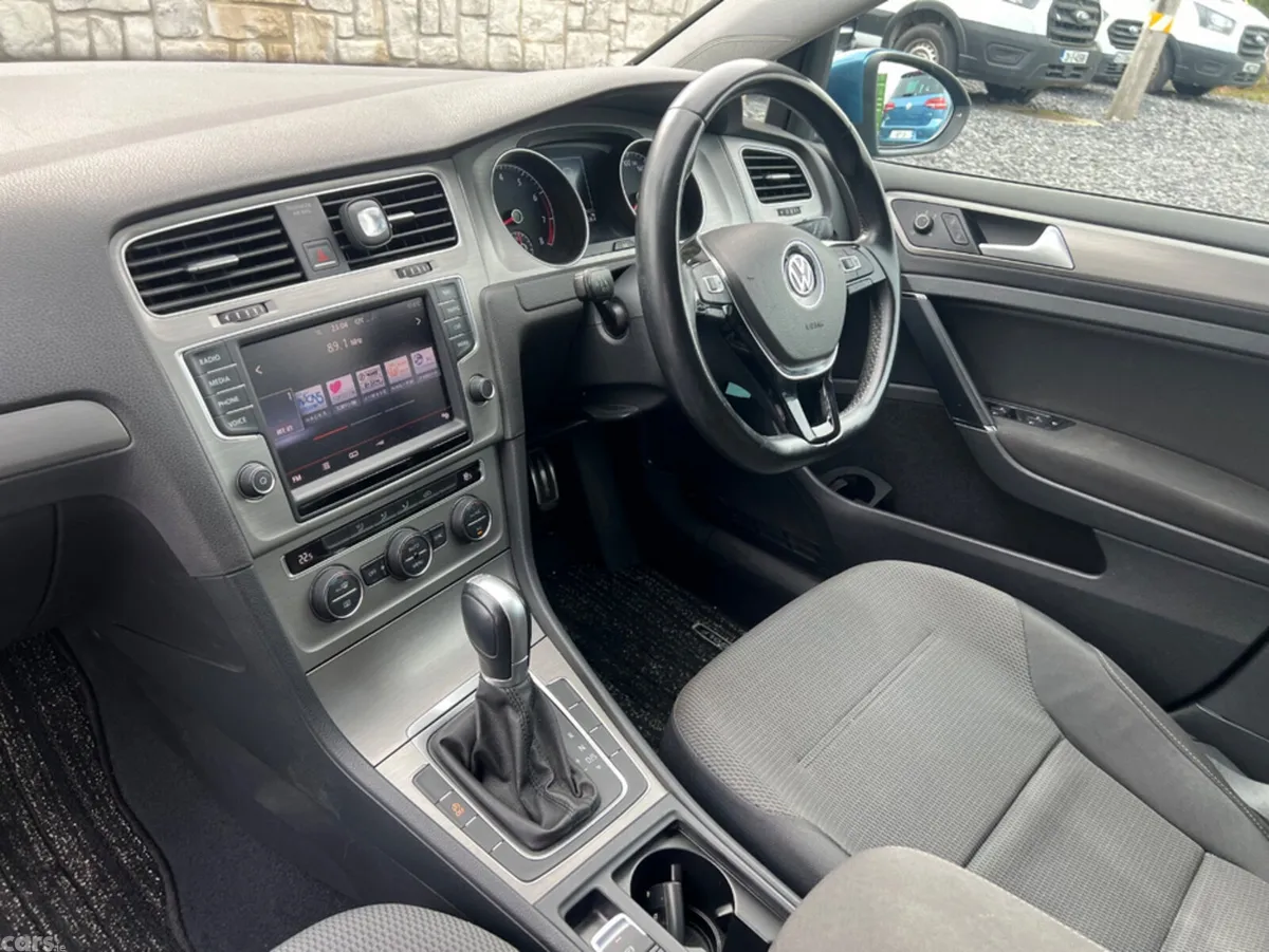 Volkswagen Golf Hatchback, Petrol, 2014, Blue