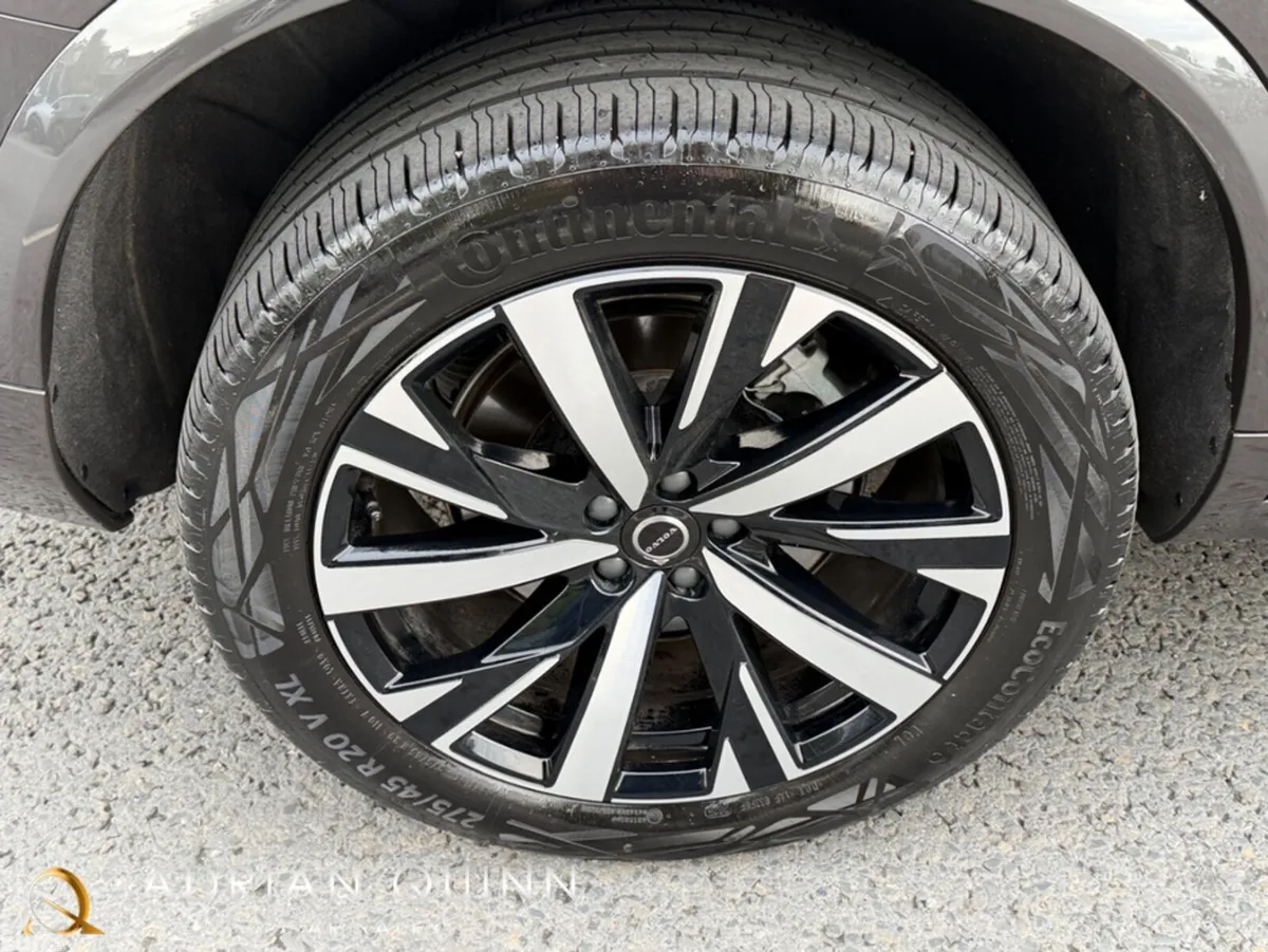 Volvo XC90 SUV, Petrol Plug-in Hybrid, 2026, Grey