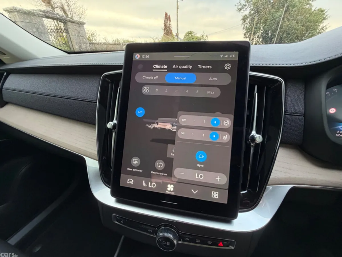 Volvo XC90 SUV, Petrol Plug-in Hybrid, 2026, Grey