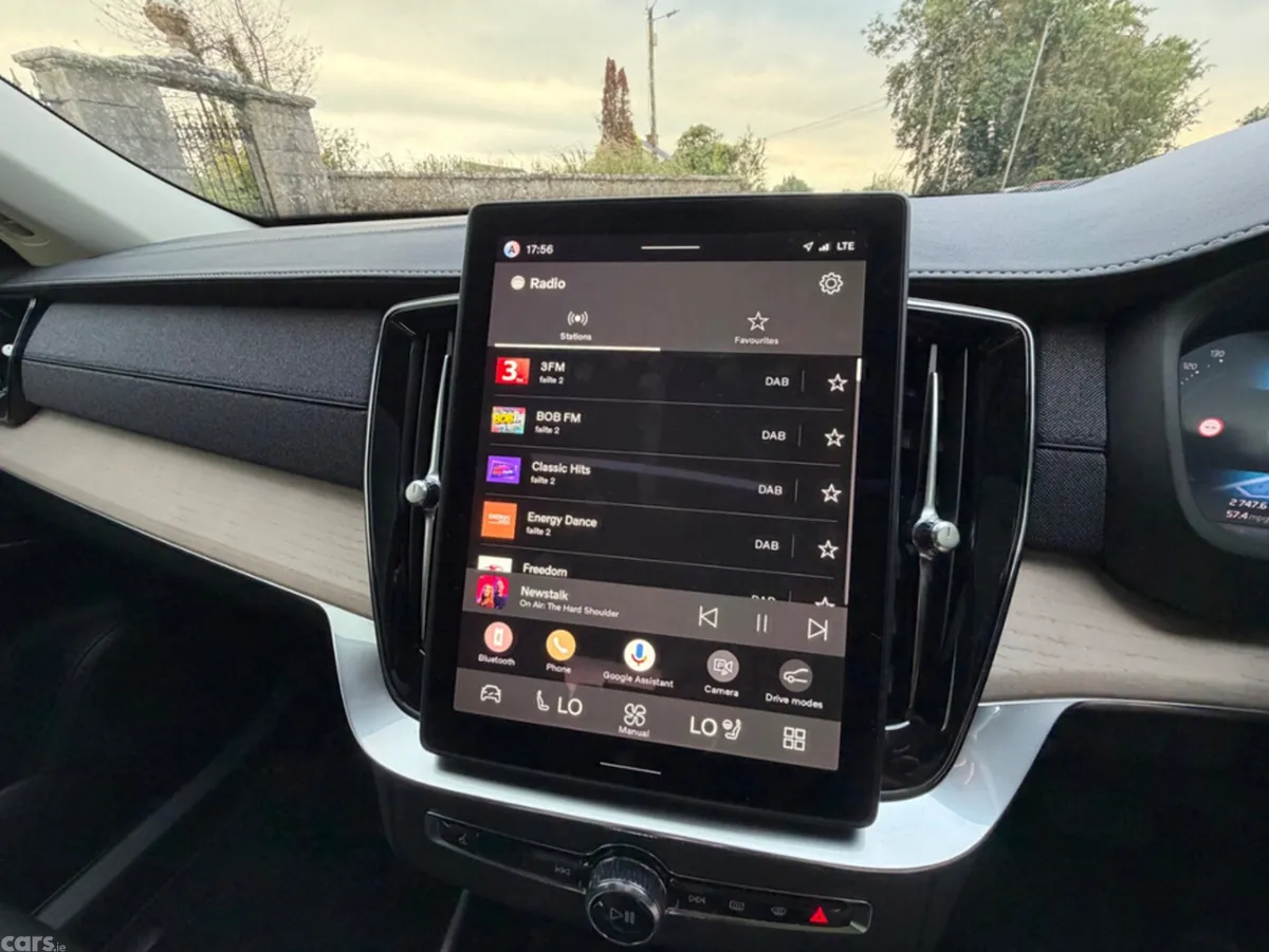 Volvo XC90 SUV, Petrol Plug-in Hybrid, 2026, Grey