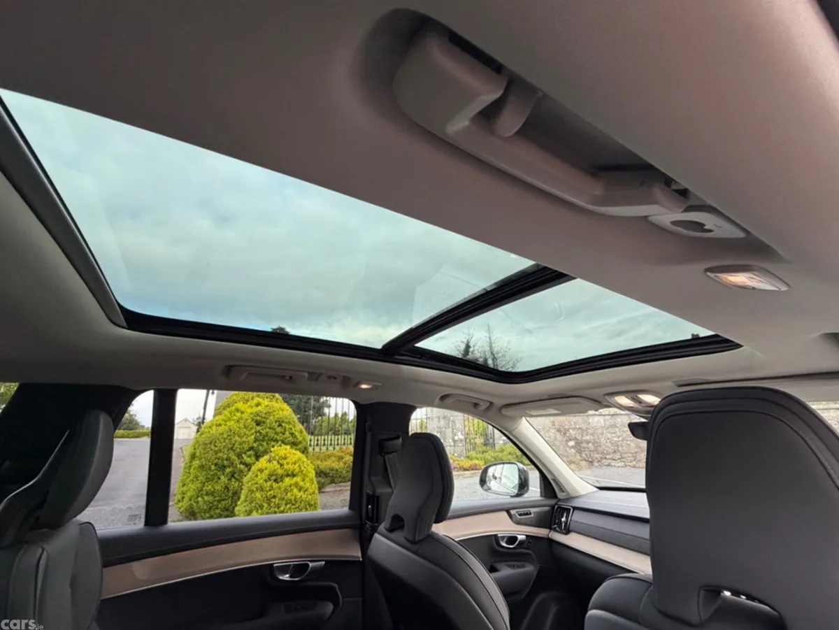 Volvo XC90 SUV, Petrol Plug-in Hybrid, 2026, Grey