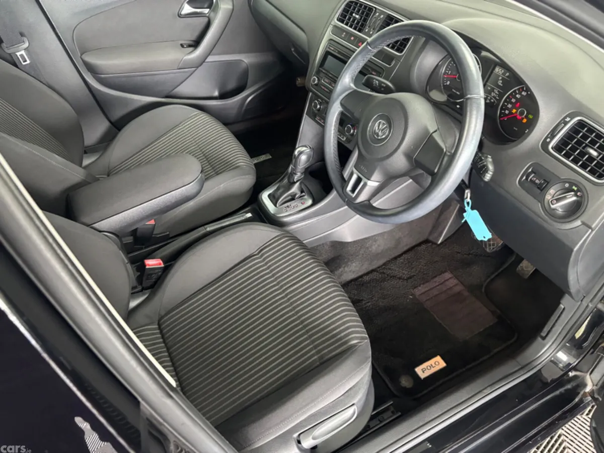 Volkswagen Polo Hatchback, Petrol, 2013, Black