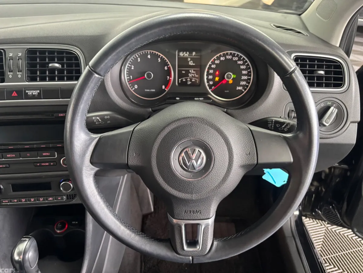 Volkswagen Polo Hatchback, Petrol, 2013, Black