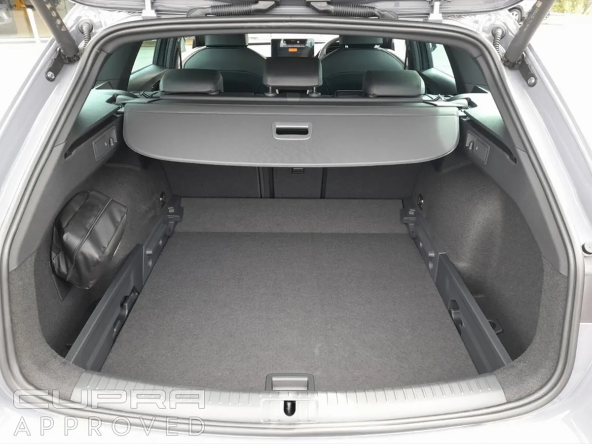 Cupra Leon Estate, Diesel, 2026, Grey