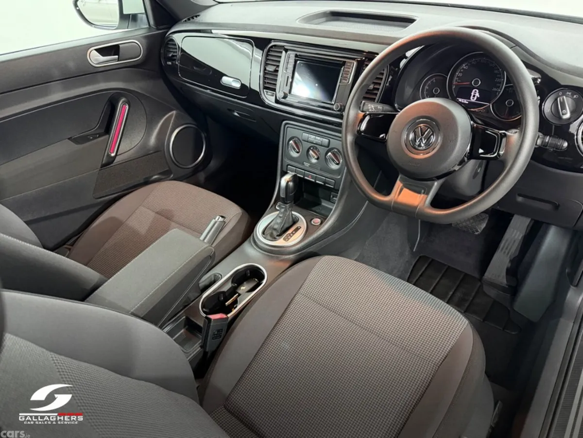 Volkswagen Beetle Hatchback, Petrol, 2017, White
