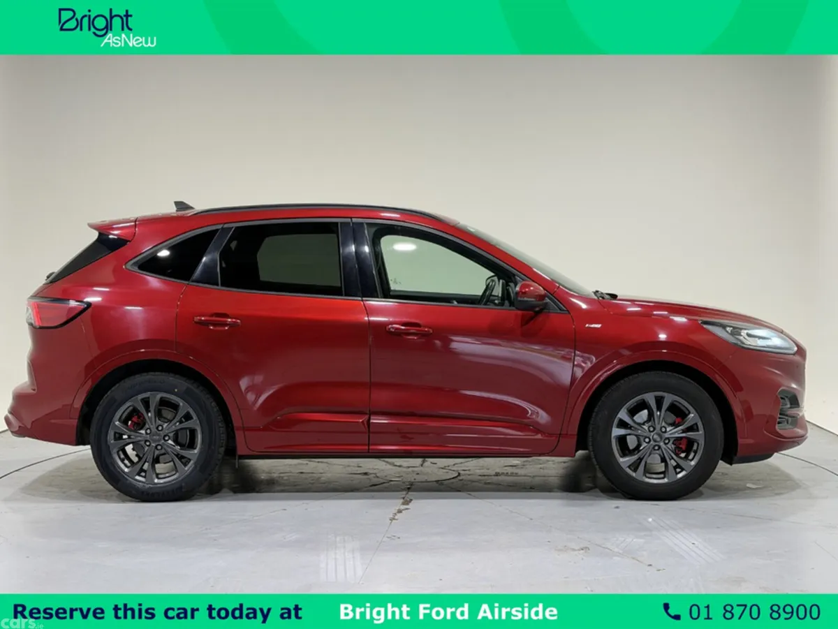Ford Kuga MPV, Diesel, 2021, Red