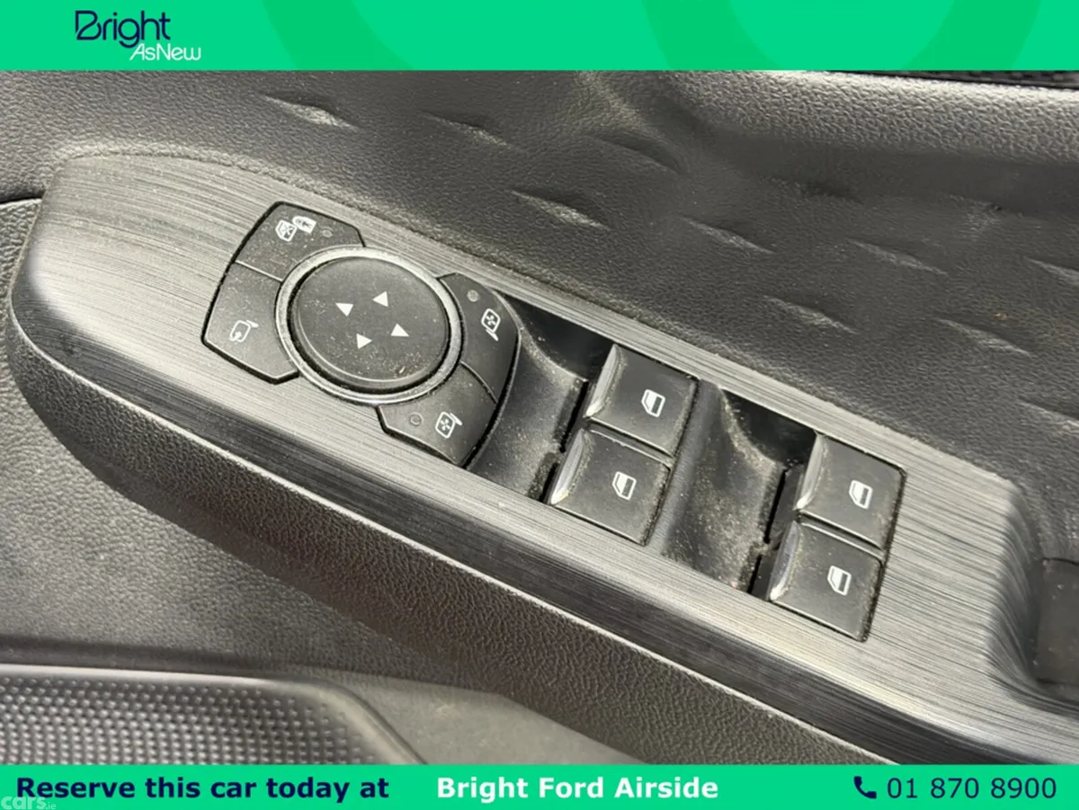Ford Kuga MPV, Diesel, 2021, Red