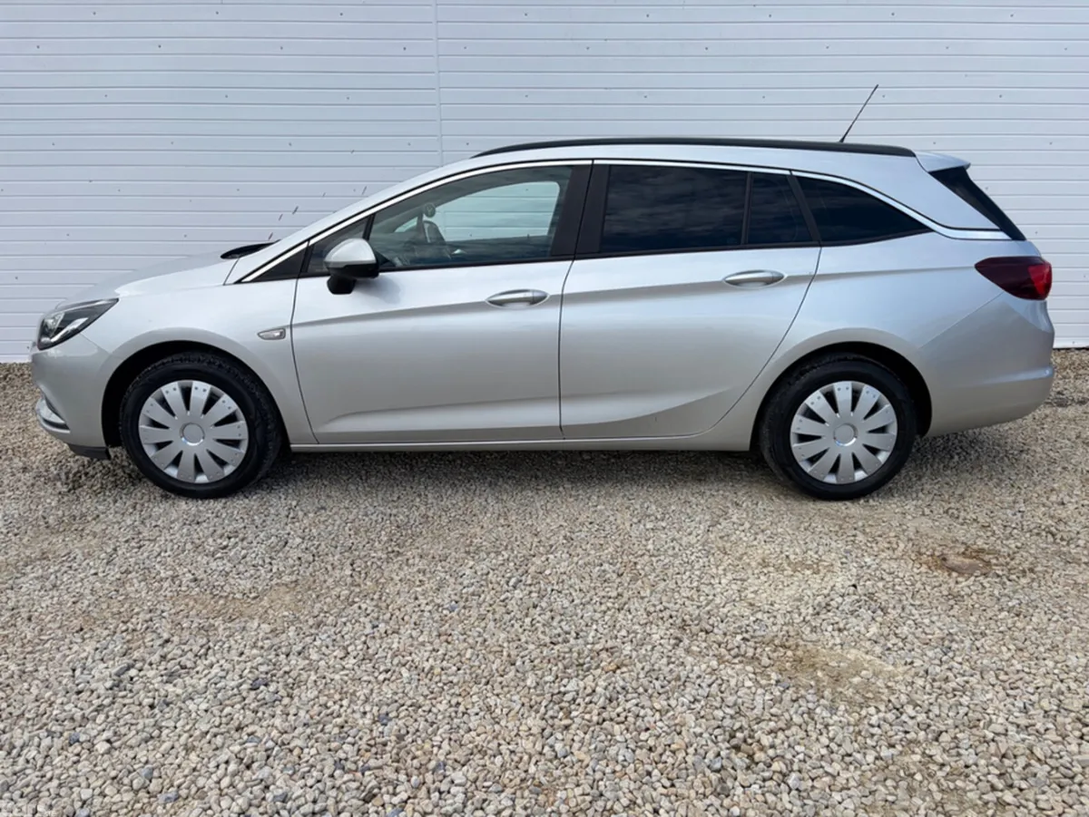 Opel Astra Estate, Diesel, 2017, Grey