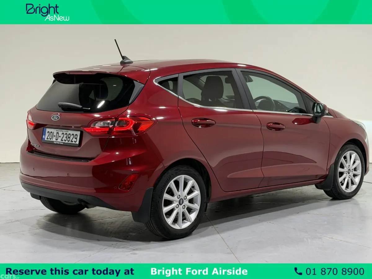 Ford Fiesta Hatchback, Petrol, 2020, Red