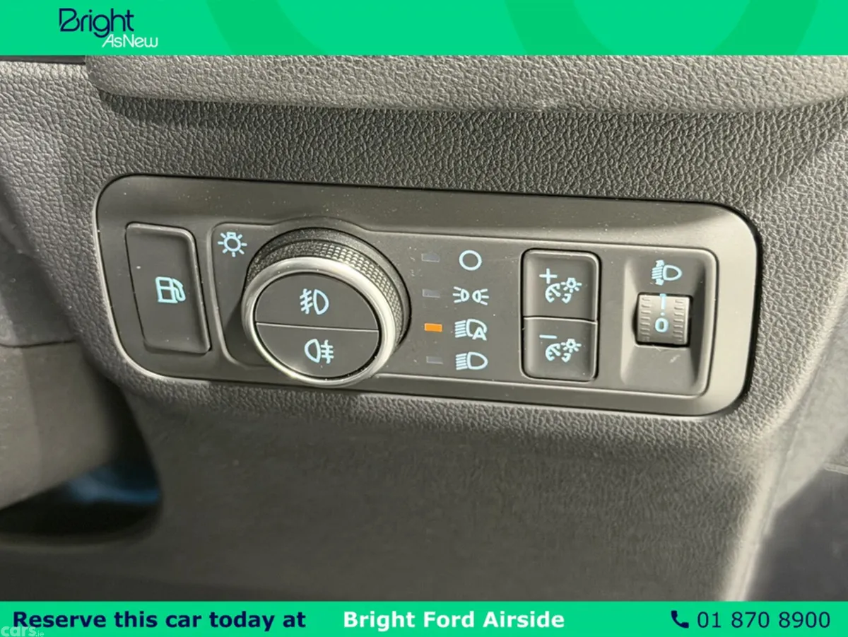 Ford Kuga MPV, Petrol Plug-in Hybrid, 2024, Black