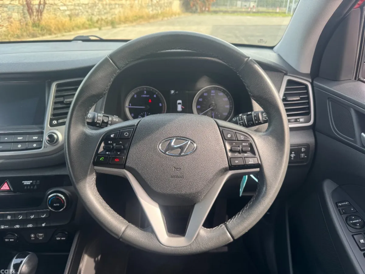 Hyundai Tucson Estate, Diesel, 2017, Red
