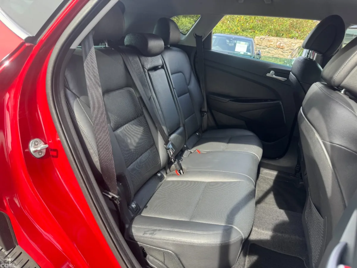 Hyundai Tucson Estate, Diesel, 2017, Red