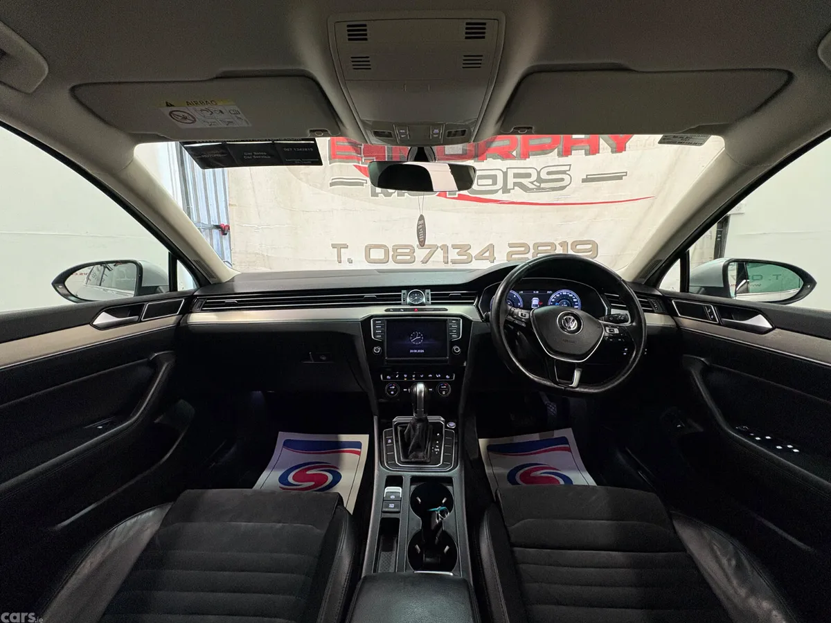 Volkswagen Passat Saloon, Diesel, 2016, Silver