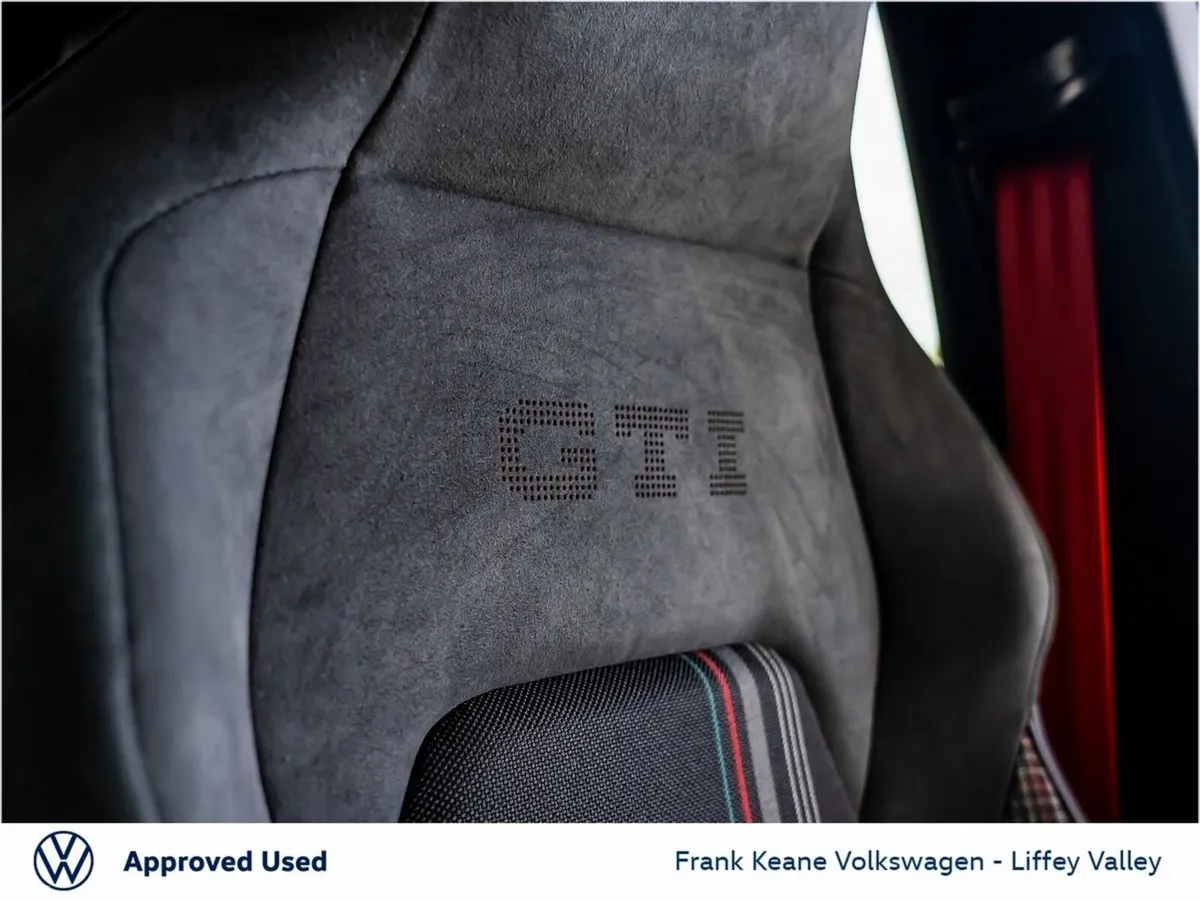 Volkswagen Golf Hatchback, Petrol, 2027, Black