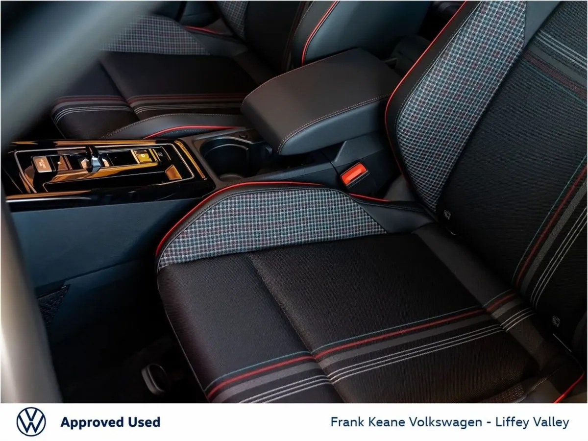Volkswagen Golf Hatchback, Petrol, 2027, Black
