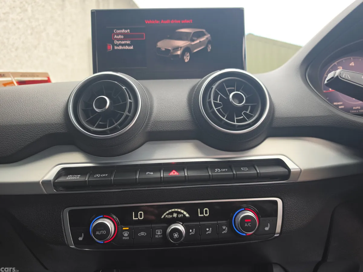 Audi Q2 SUV, Petrol, 2019, White