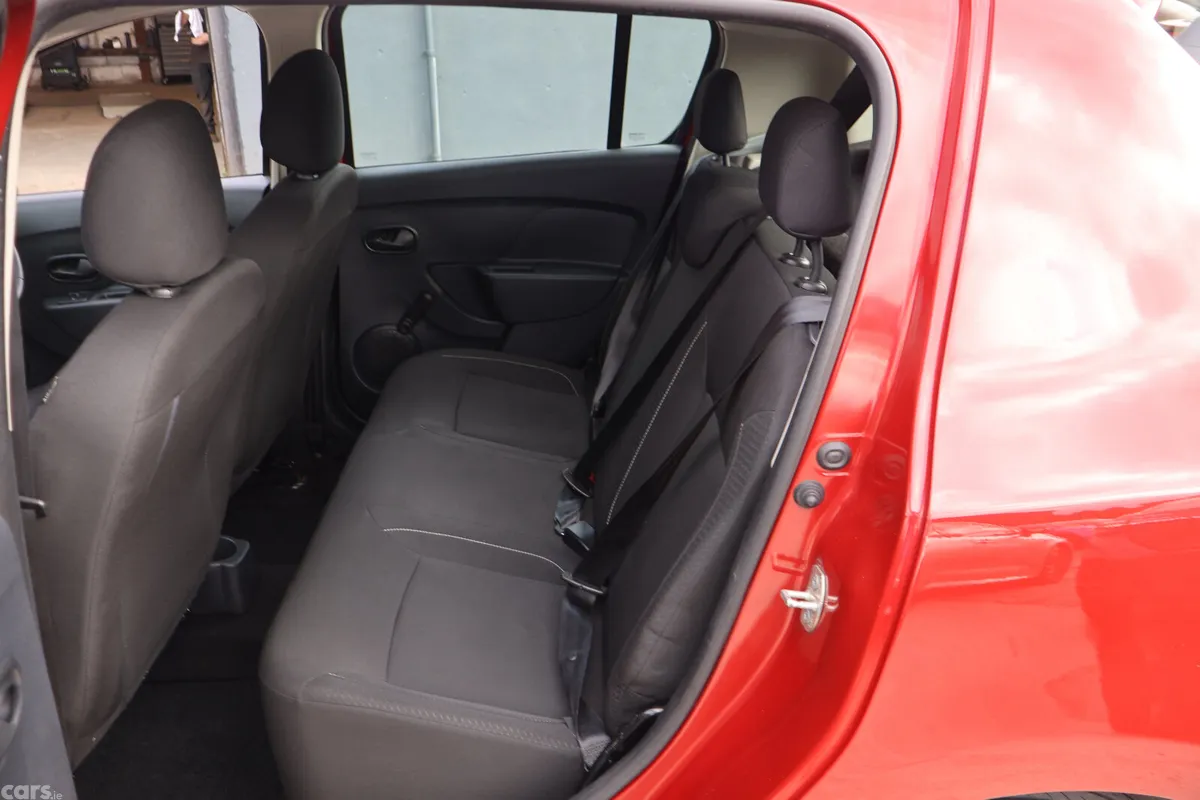 Dacia Sandero Hatchback, Petrol, 2021, Red