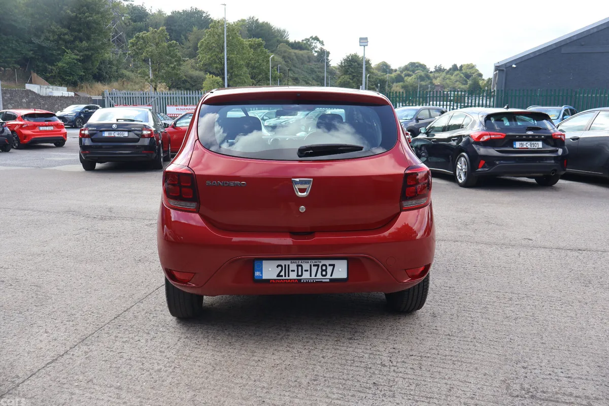 Dacia Sandero Hatchback, Petrol, 2021, Red