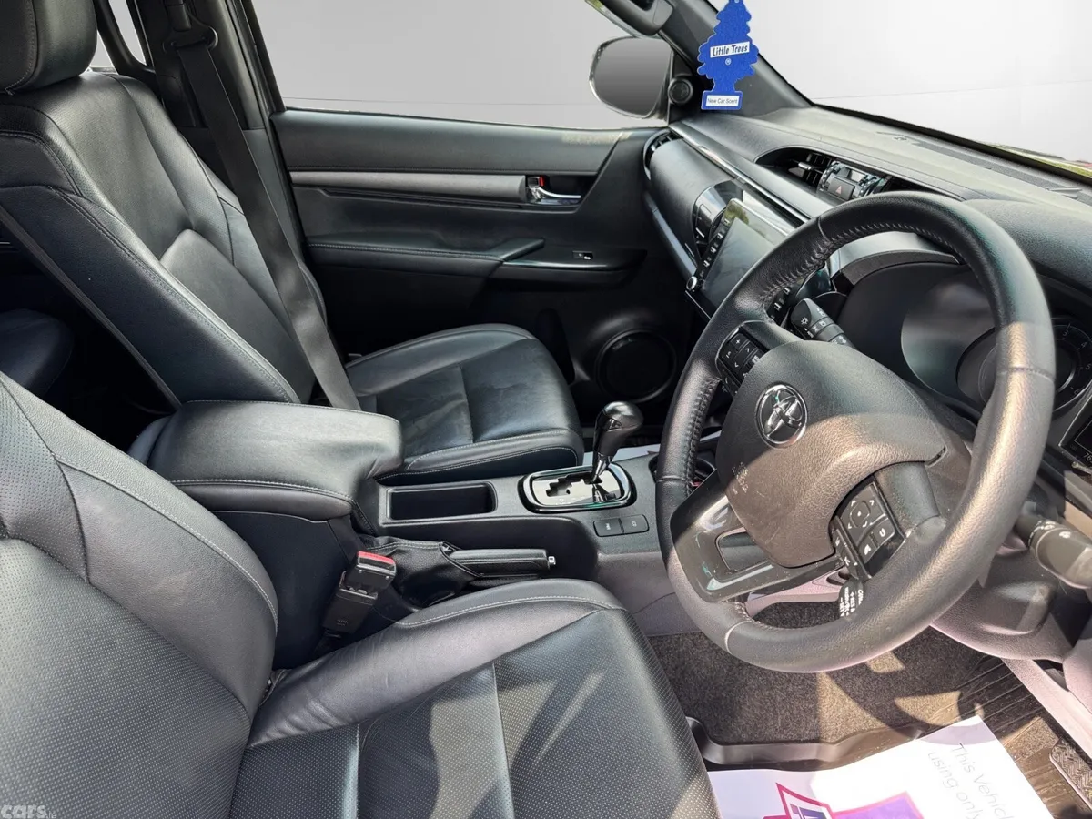 Toyota Hilux Pick Up, Diesel, 2023, Grey