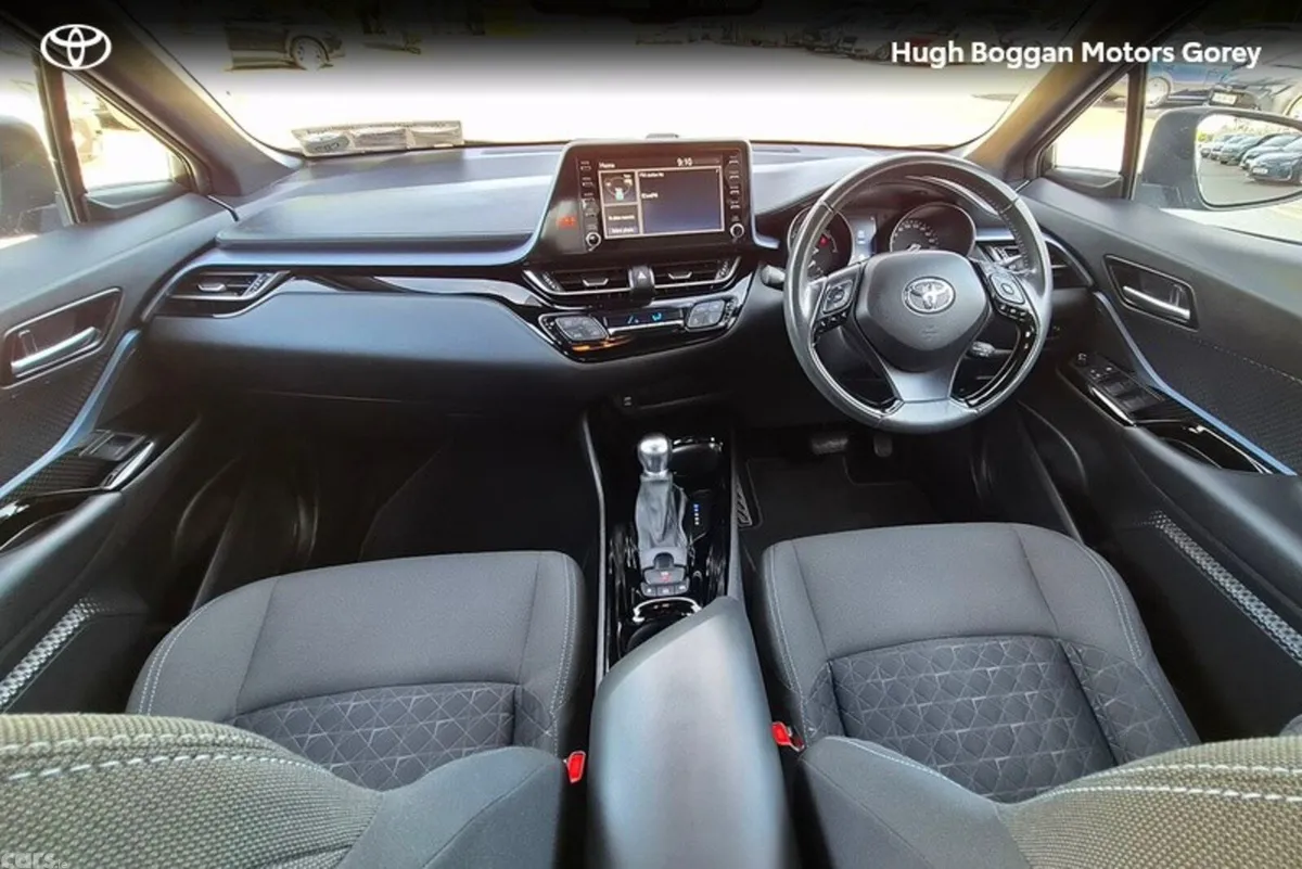 Toyota C-HR SUV, Petrol Hybrid, 2021, Grey