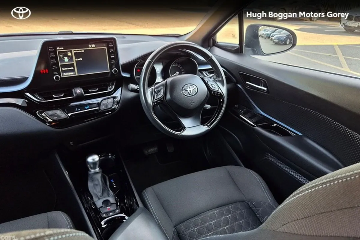 Toyota C-HR SUV, Petrol Hybrid, 2021, Grey