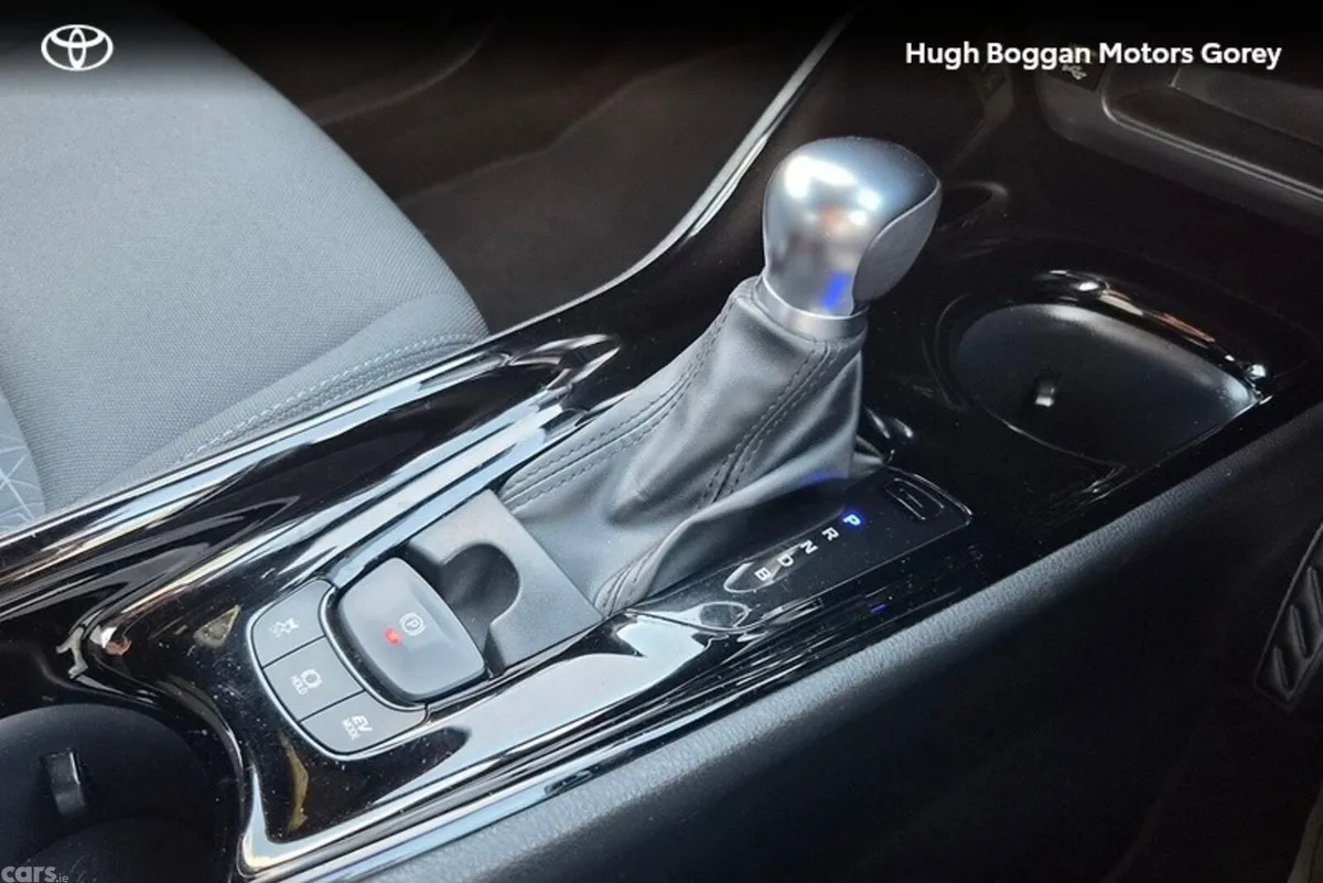 Toyota C-HR SUV, Petrol Hybrid, 2021, Grey