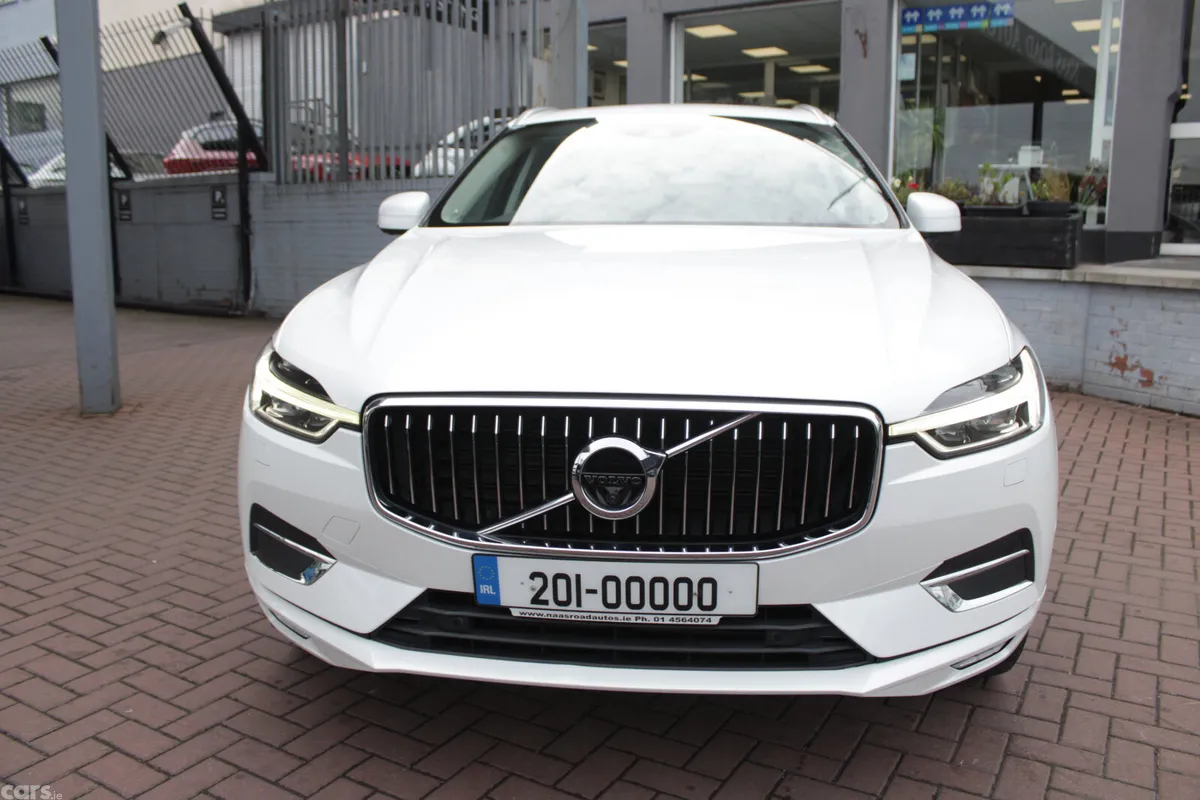 Volvo XC60 MPV, Diesel, 2020, White