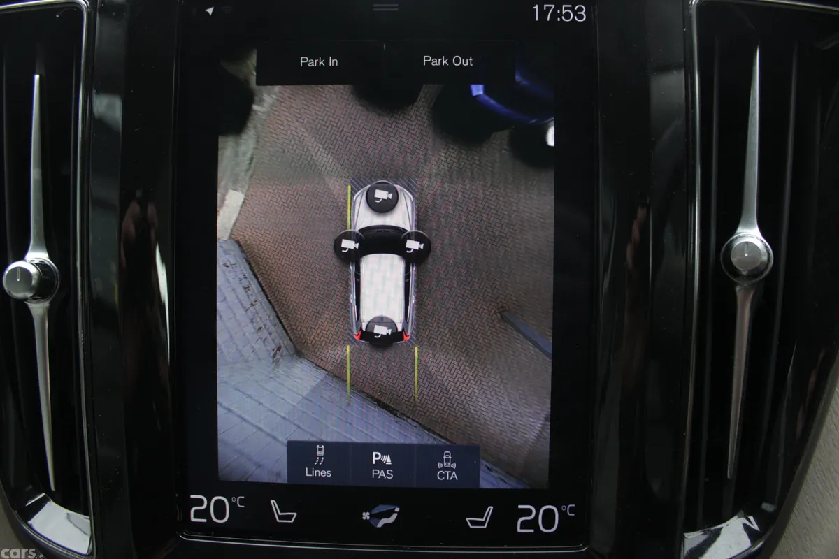 Volvo XC60 MPV, Diesel, 2020, White