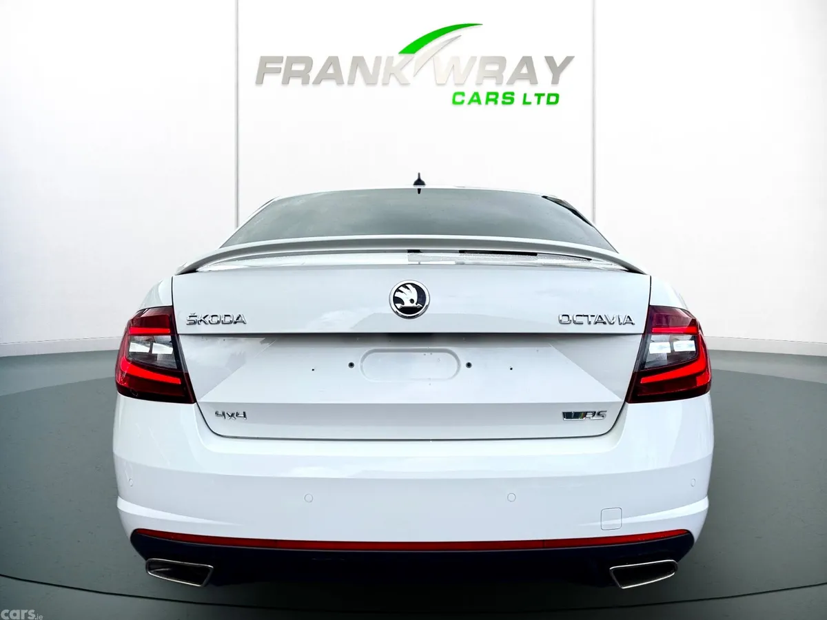 Skoda Octavia Hatchback, Diesel, 2018, White