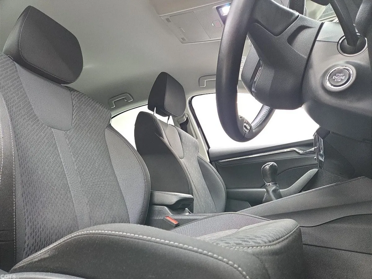 Skoda Octavia Saloon, Diesel, 2021, Black