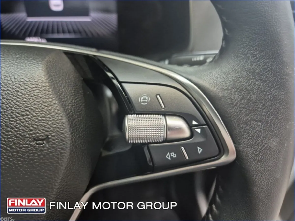 Skoda Karoq SUV, Petrol, 2024, White