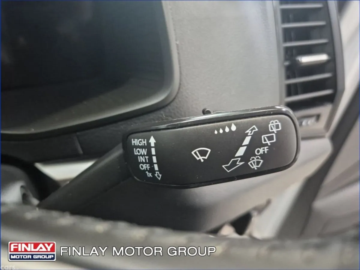 Skoda Karoq SUV, Petrol, 2024, White