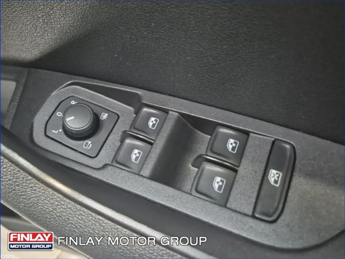 Skoda Karoq SUV, Petrol, 2024, White