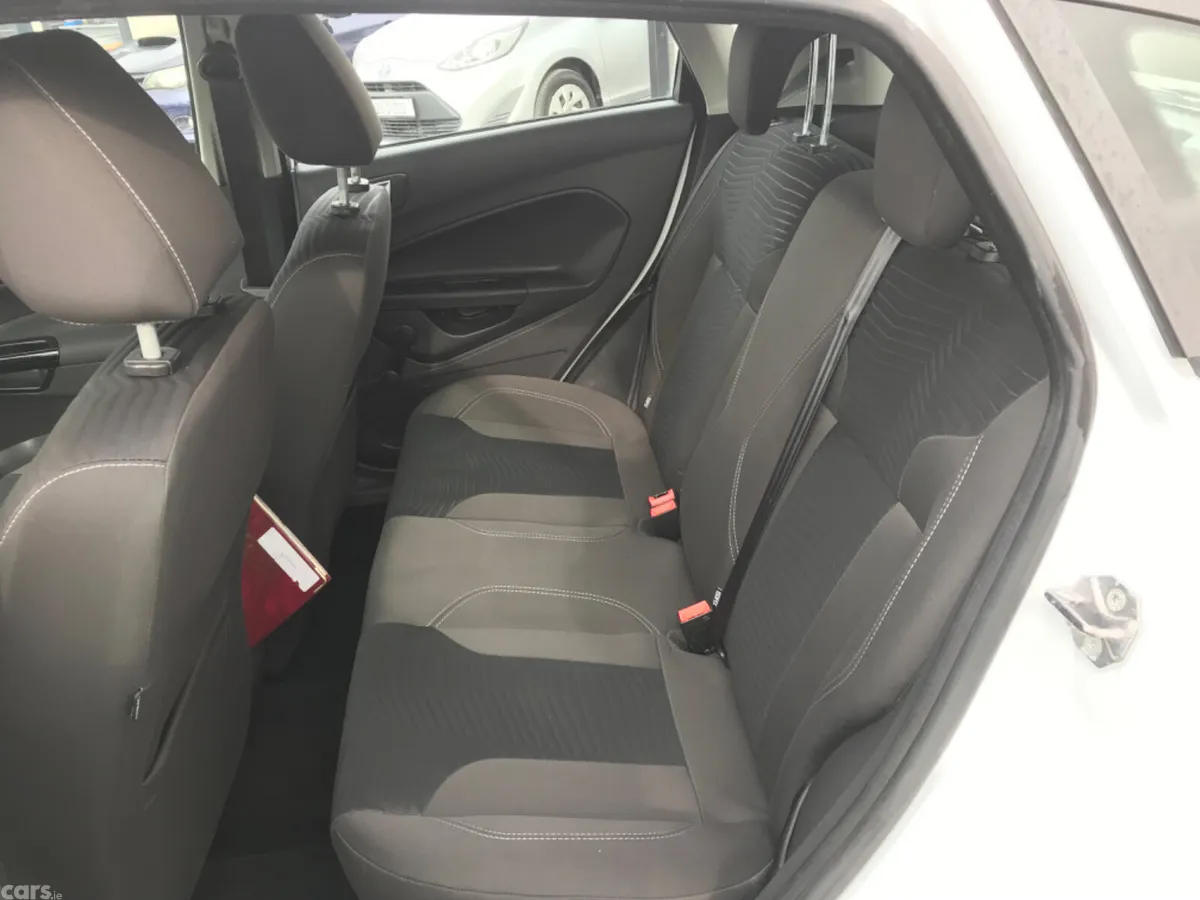 Ford Fiesta Hatchback, Petrol, 2017, White