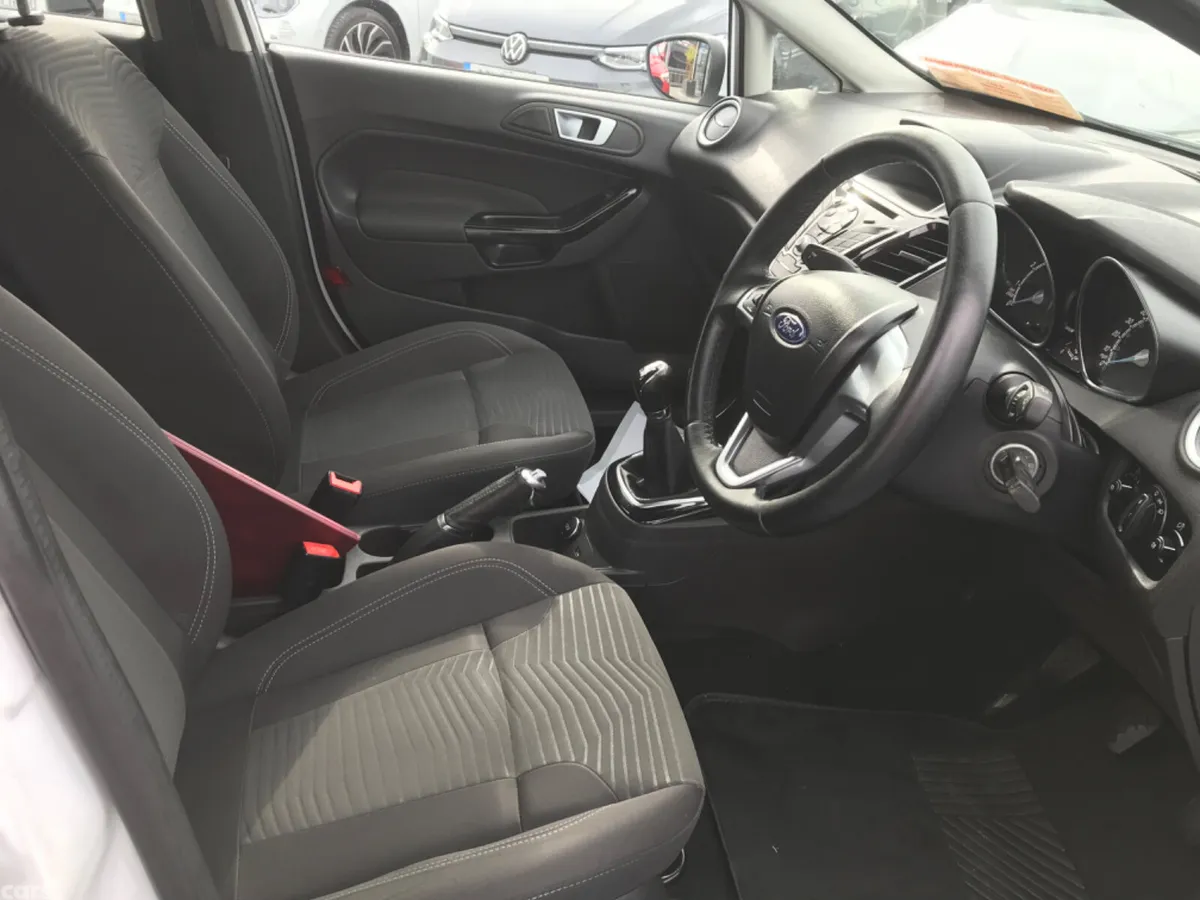 Ford Fiesta Hatchback, Petrol, 2017, White