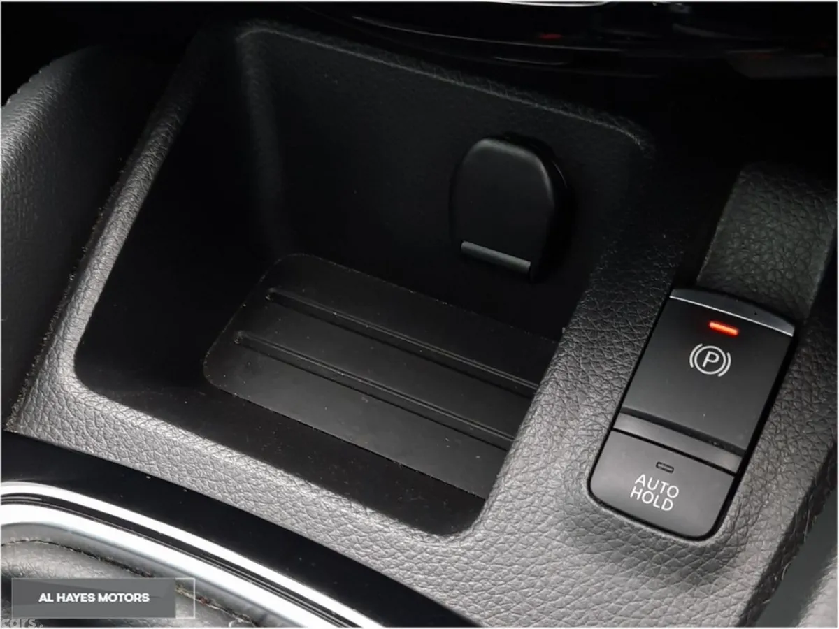 Nissan Qashqai SUV, Petrol, 2021, Blue
