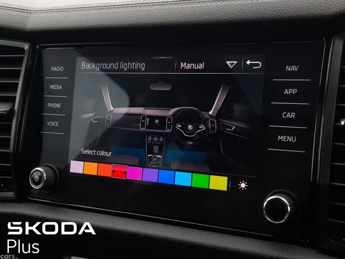 Skoda Kodiaq MPV, Diesel, 2023, Grey