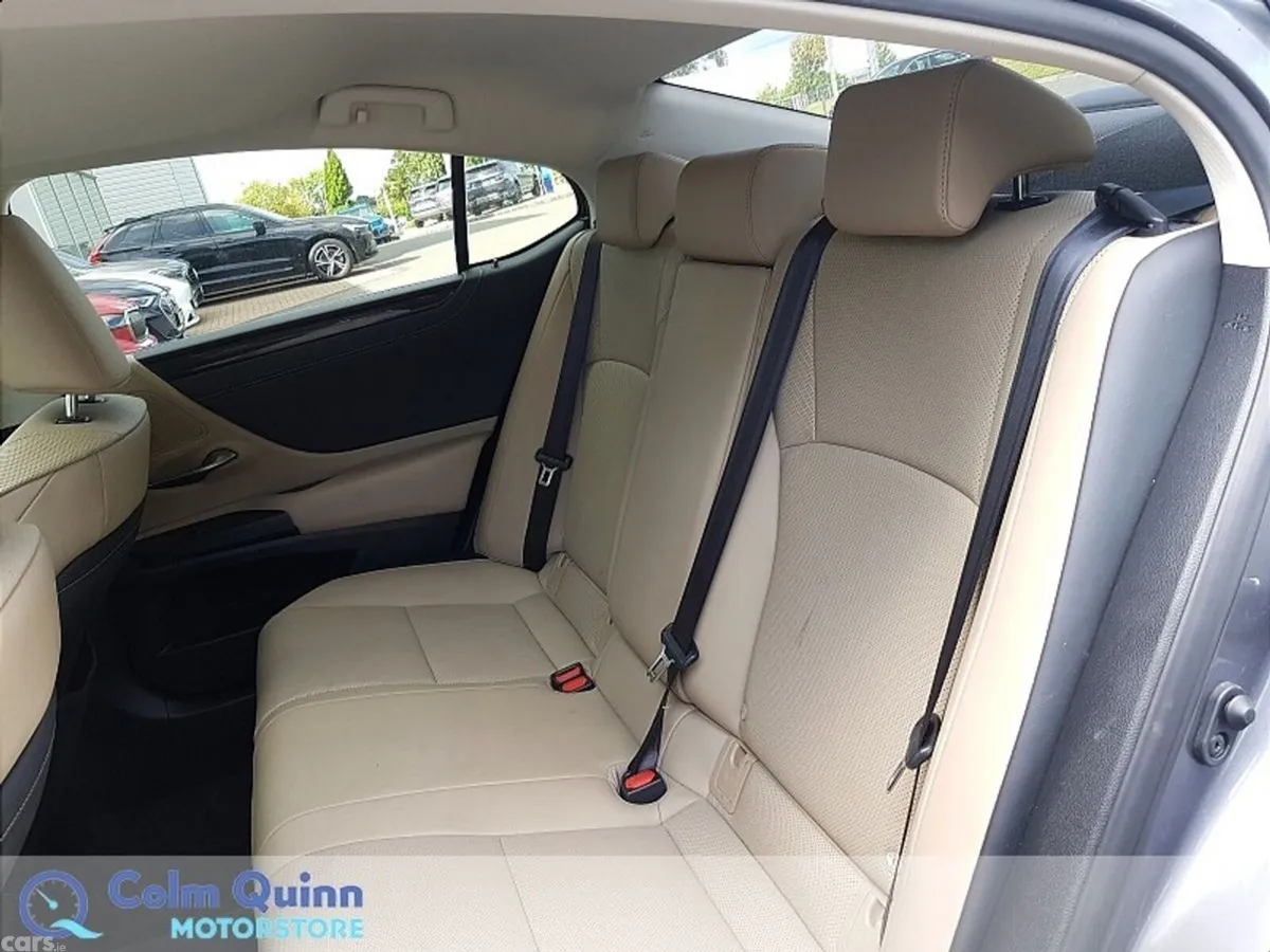 Lexus ES Saloon, Petrol Hybrid, 2021, Grey