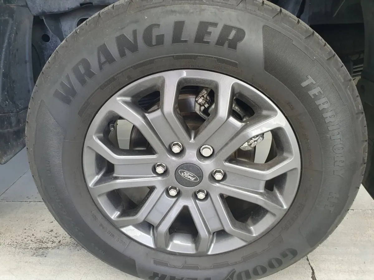 Ford Ranger MPV, Diesel, 2024, White