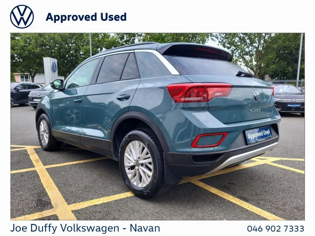 Volkswagen T-Roc SUV, Petrol, 2023, Blue