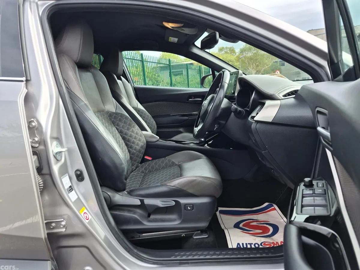 Toyota C-HR Hatchback, Petrol Hybrid, 2020, Grey