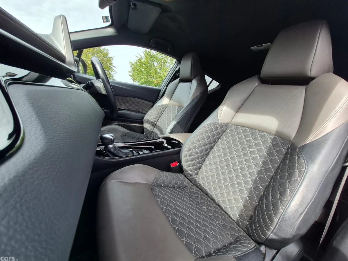 Toyota C-HR Hatchback, Petrol Hybrid, 2020, Grey