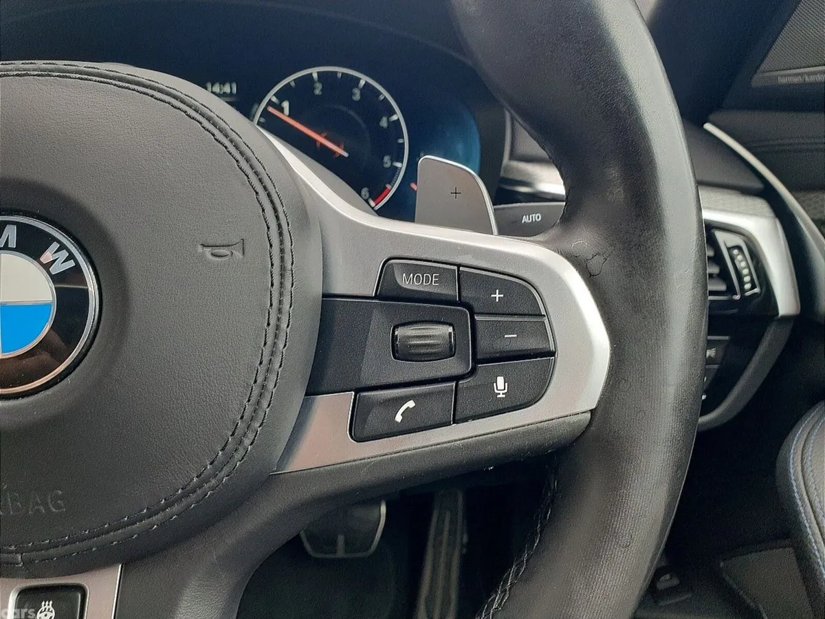BMW 5-Series Saloon, Diesel, 2019, Blue