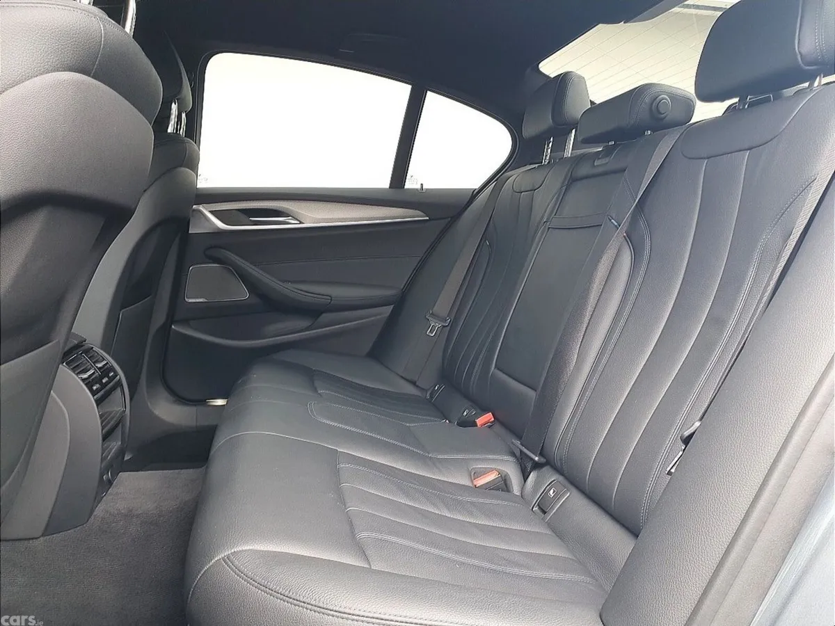 BMW 5-Series Saloon, Diesel, 2019, Blue