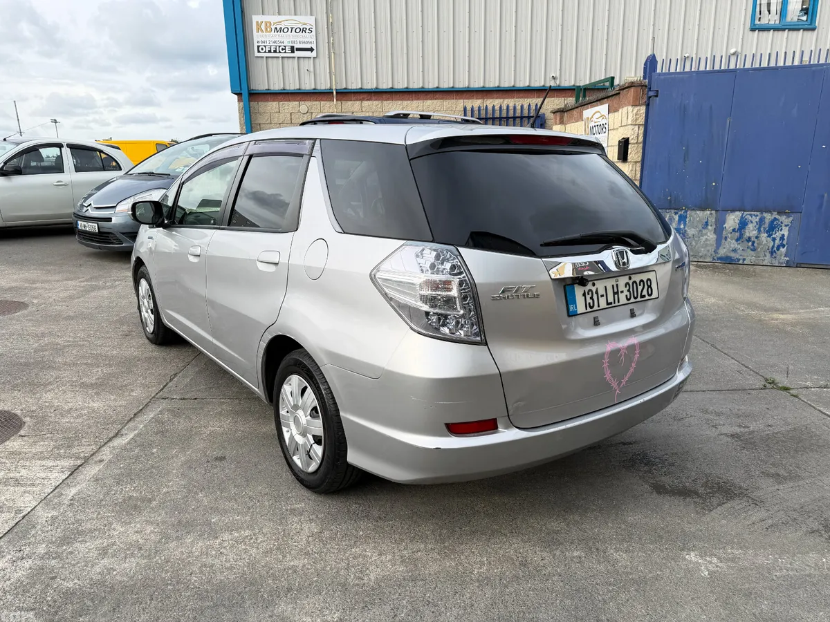 Honda Fit Hatchback, Petrol Hybrid, 2013, Silver