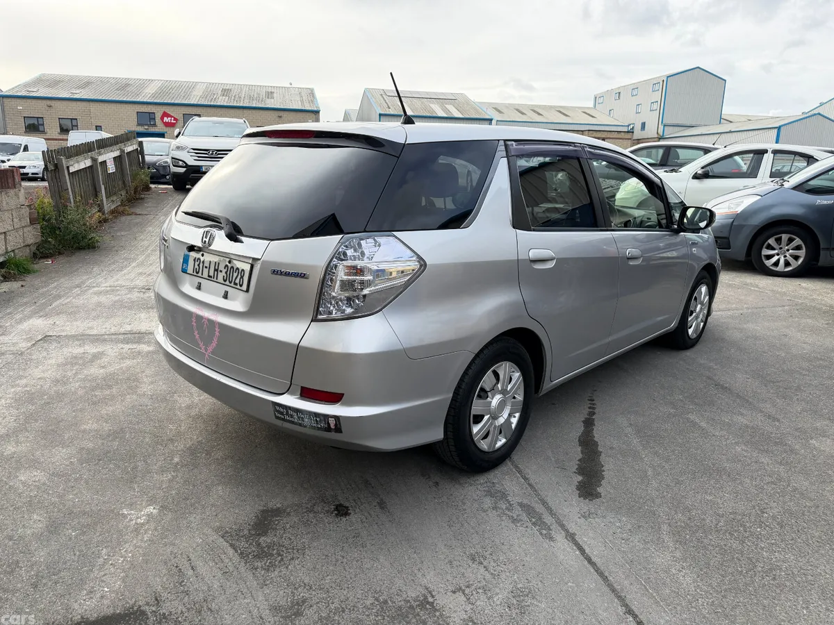 Honda Fit Hatchback, Petrol Hybrid, 2013, Silver