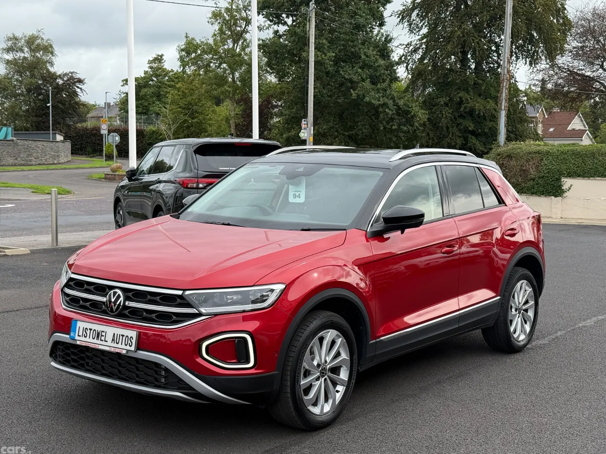 Volkswagen T-Roc SUV, Diesel, 2023, Red